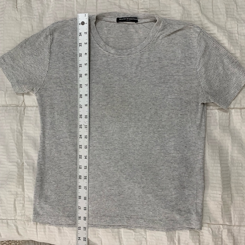 Brandy Melville - Light Gray Waffle Knot Tee - Picture 7 of 8